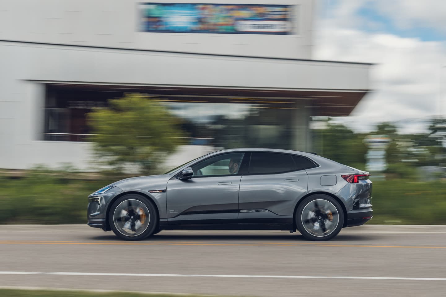 Illustration for the article "Polestar's US September offers: up to $25,000 off a 2026 Polestar 4, 0% APR for 60 months, $499/month leases" from Car and Driver