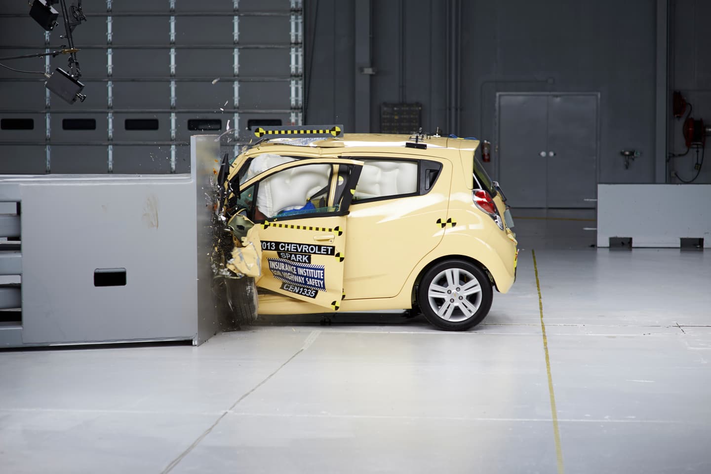 Illustration for the section "Crashworthiness: strong front and side results" from Green Car Reports
